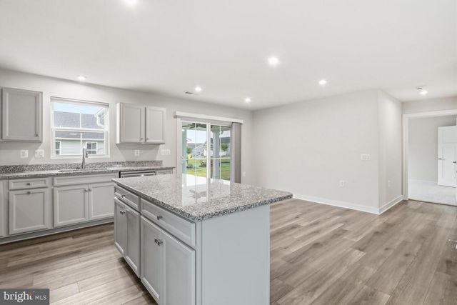 14 WYOMING WAY, Hedgesville, WV 25427