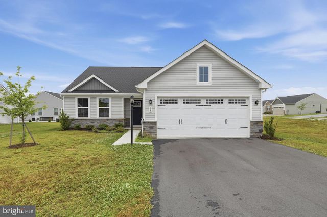 14 WYOMING WAY, Hedgesville, WV 25427