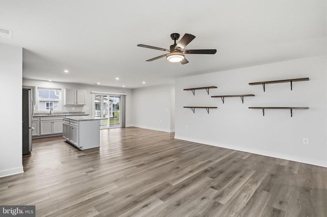 14 WYOMING WAY, Hedgesville, WV 25427
