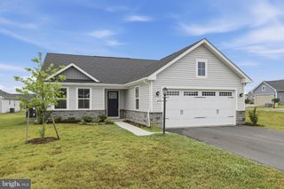 14 WYOMING WAY, Hedgesville, WV 25427