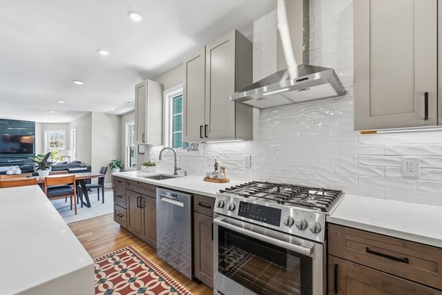 14 Maple St 14, Watertown, MA 02472