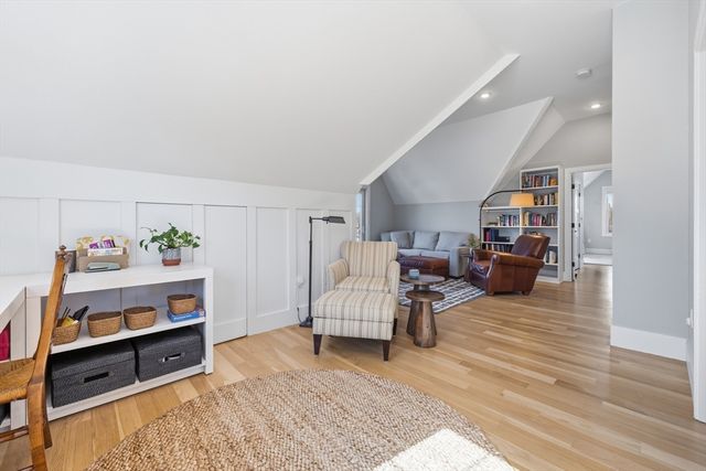 14 Maple St 14, Watertown, MA 02472