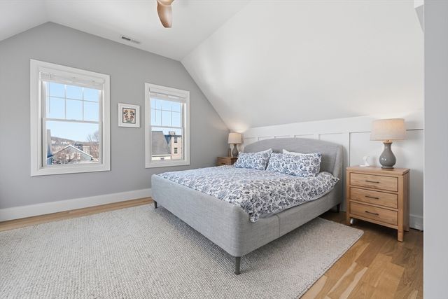 14 Maple St 14, Watertown, MA 02472