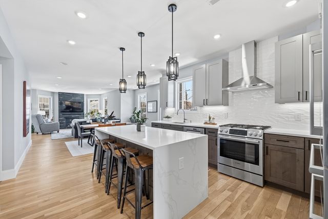 14 Maple St 14, Watertown, MA 02472