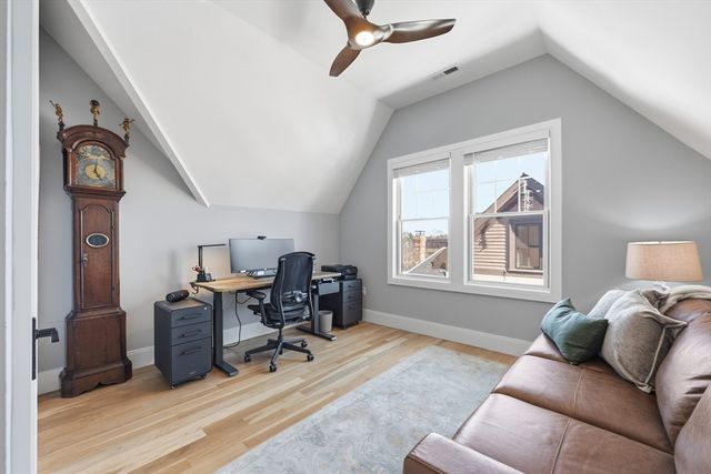 14 Maple St 14, Watertown, MA 02472