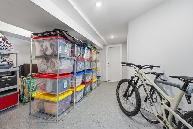 14 Maple St 14, Watertown, MA 02472