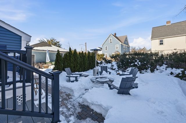 14 Maple St 14, Watertown, MA 02472