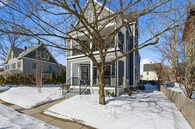 14 Maple St 14, Watertown, MA 02472