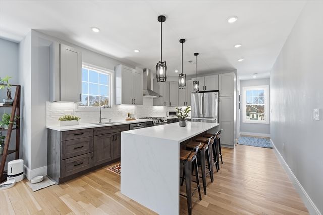 14 Maple St 14, Watertown, MA 02472