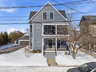 14 Maple St 14, Watertown, MA 02472