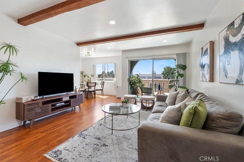 727 N Eucalyptus Avenue 18, Inglewood, CA 90302 — exterior