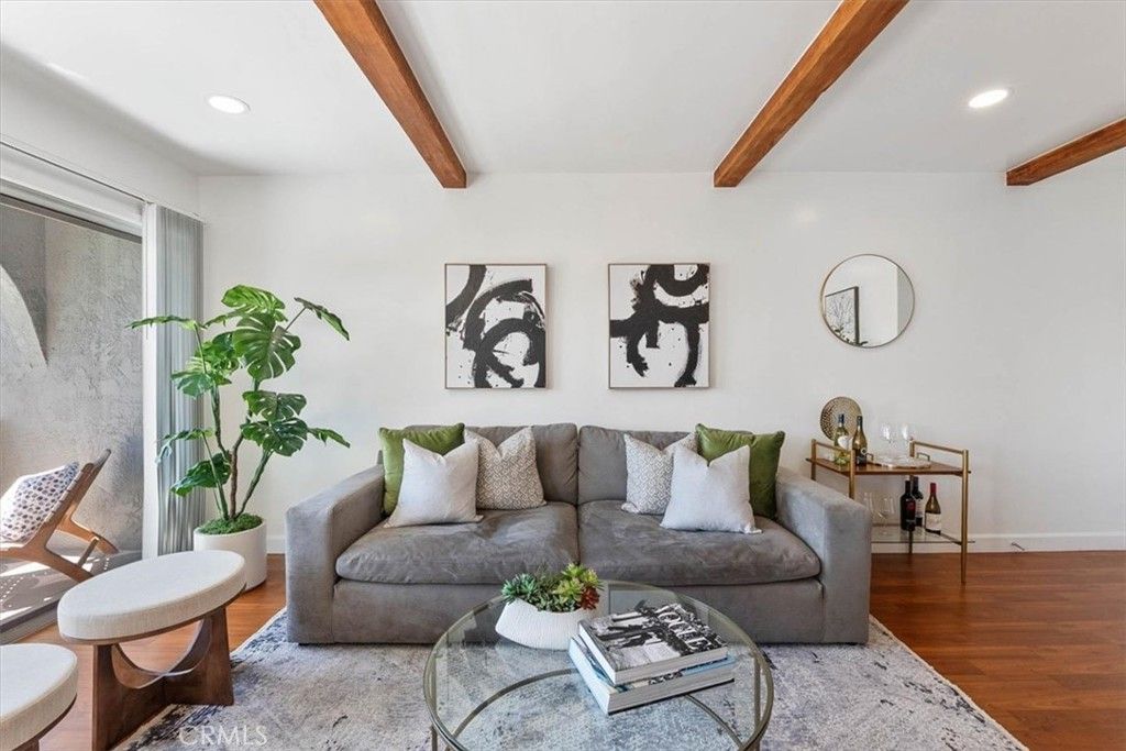 727 N Eucalyptus Avenue 18, Inglewood, CA 90302 — photo 3