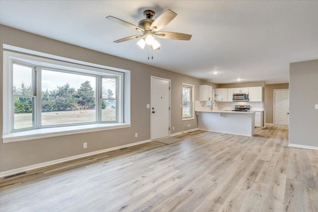 15120 E 63rd St S, Derby, KS 67037