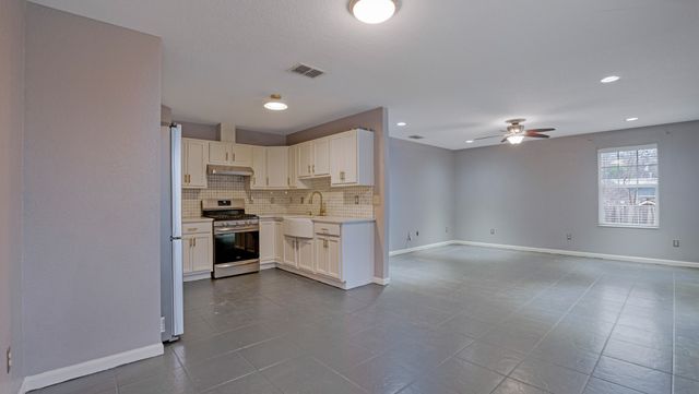 1312 W Connally Street, Tyler, TX 75701