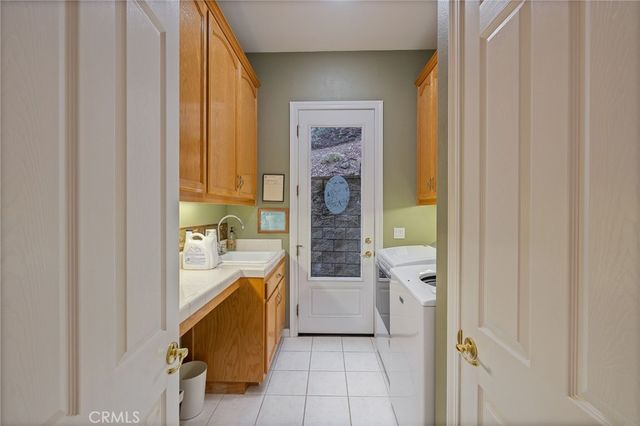 39818 Granite Ridge, Bass Lake, CA 93604