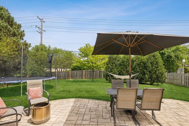 3070 Melbourne Lane, Lake In The Hills, IL 60156