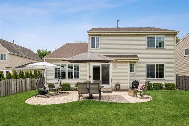 3070 Melbourne Lane, Lake In The Hills, IL 60156