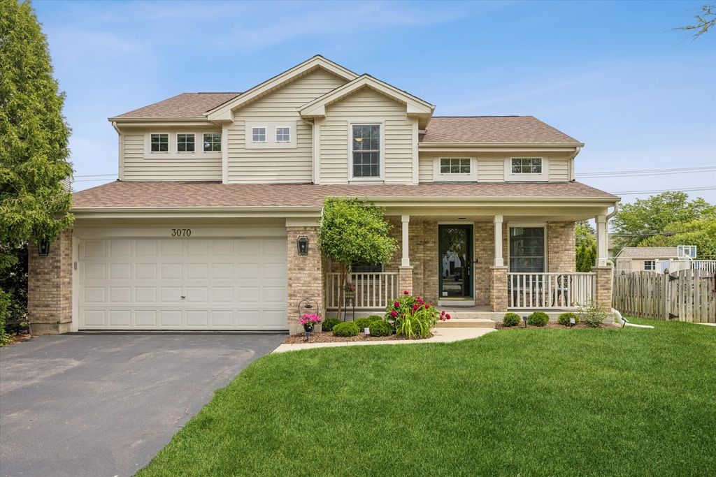 3070 Melbourne Lane, Lake In The Hills, IL 60156