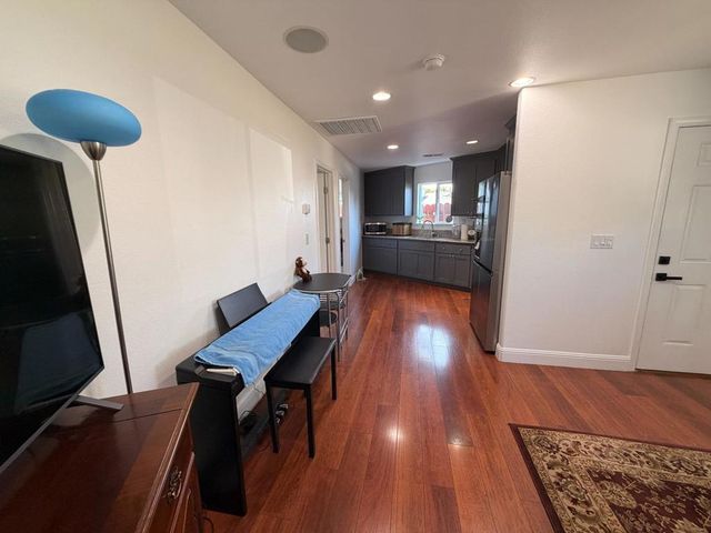 1130 Breezewood Court, Sunnyvale, CA 94089