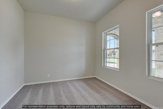 226 Brood Dr, Adkins, TX 78101