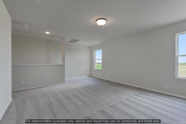 226 Brood Dr, Adkins, TX 78101