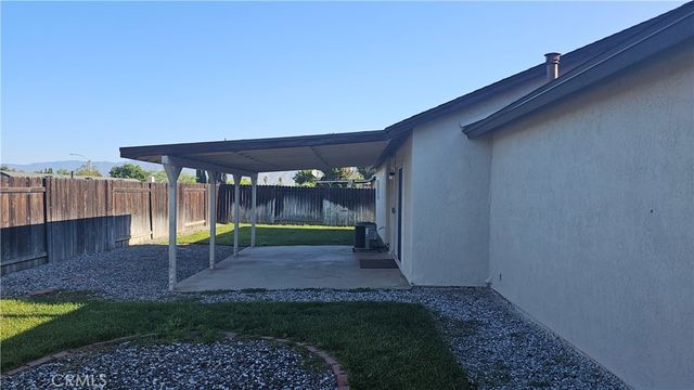 801 Belinda Lane, Redlands, CA 92374