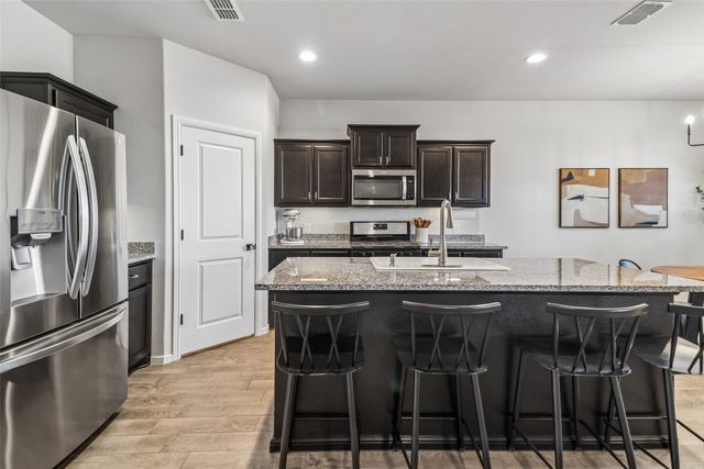 304 Crowfoot Drive, Fort Worth, TX 76131