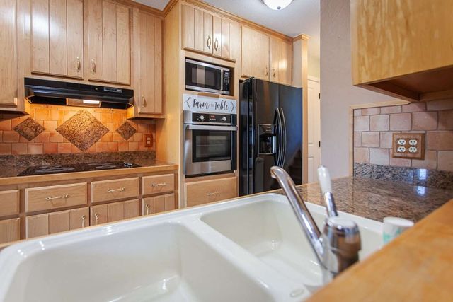 500 Marina Road E2, Murphy, NC 28906