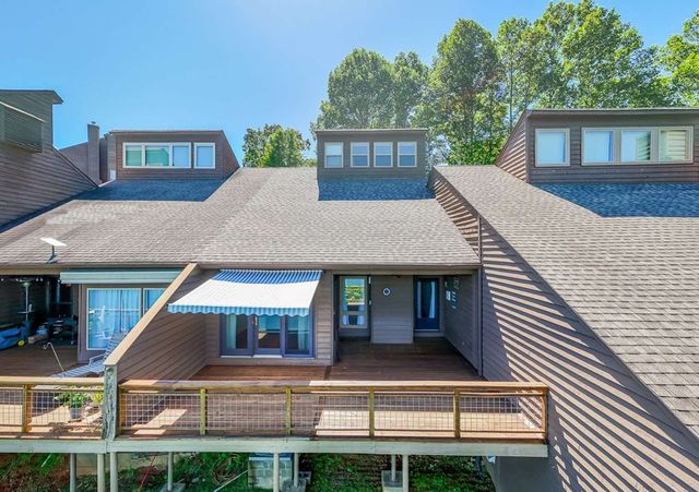 500 Marina Road E2, Murphy, NC 28906