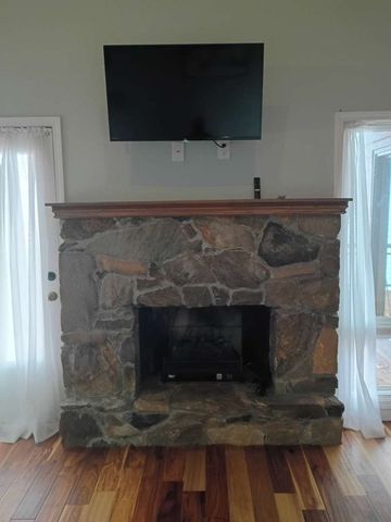 500 Marina Road E2, Murphy, NC 28906