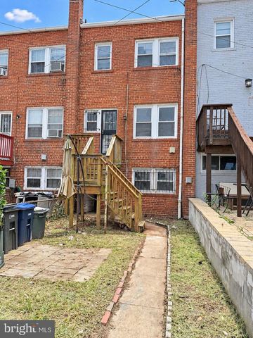 926 15TH ST SE, Washington, DC 20003