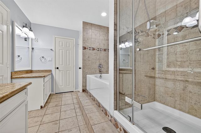 638 Meadow Knoll Drive, Stafford, TX 77477