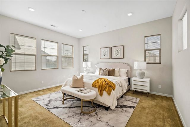 185 Frame, Irvine, CA 92618