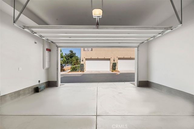 185 Frame, Irvine, CA 92618