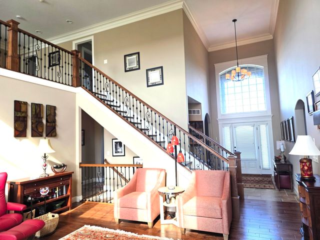 9667 Crossbow Drive N, Bloomington, IL 61705