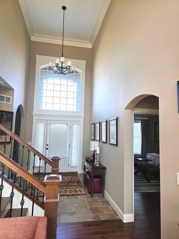 9667 Crossbow Drive N, Bloomington, IL 61705