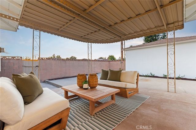 914 W 5th Street, Ontario, CA 91762