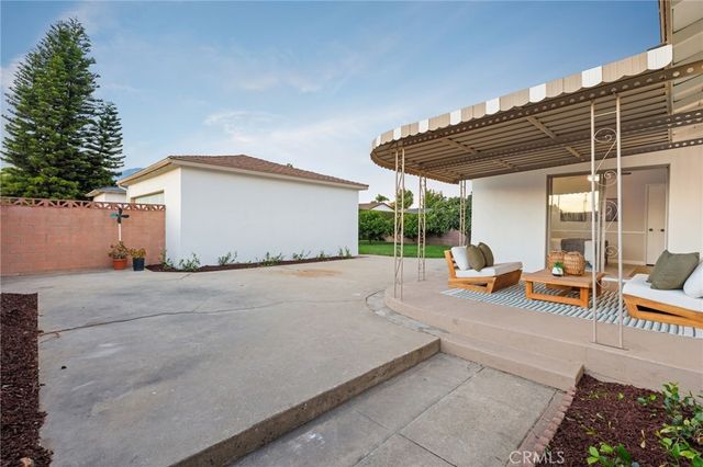 914 W 5th Street, Ontario, CA 91762