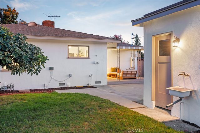 914 W 5th Street, Ontario, CA 91762