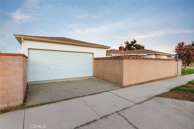 914 W 5th Street, Ontario, CA 91762