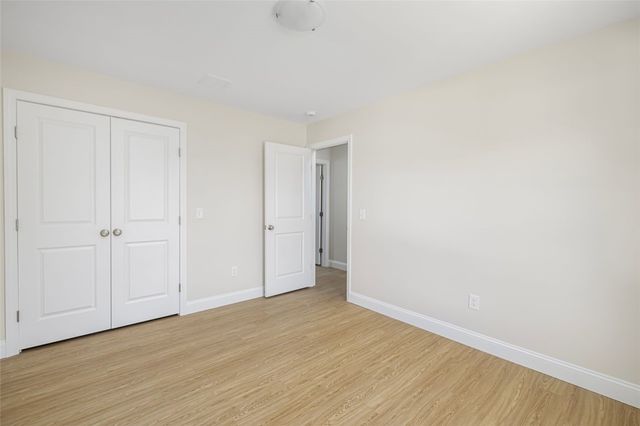 19 Wood Street A, Warwick, RI 02889