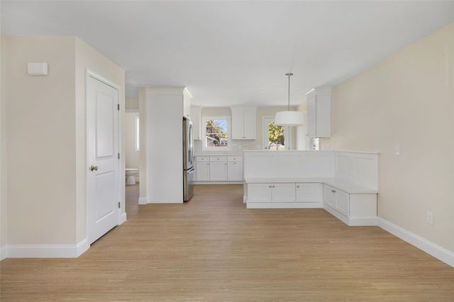 19 Wood Street A, Warwick, RI 02889