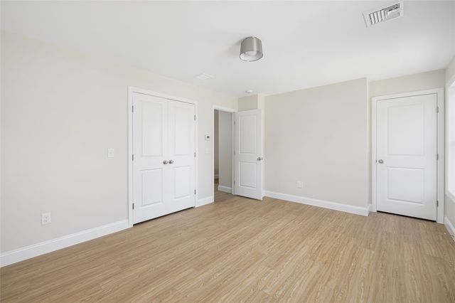 19 Wood Street A, Warwick, RI 02889