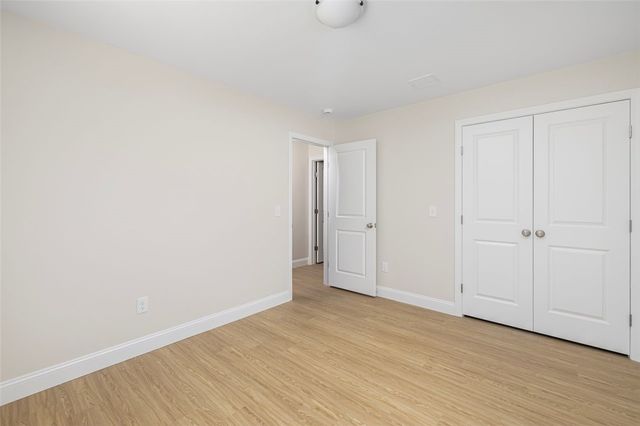 19 Wood Street A, Warwick, RI 02889