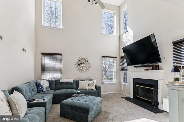 100 SIGNAL HILL, North Wales, PA 19454