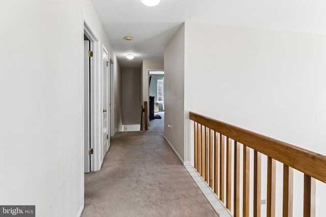 100 SIGNAL HILL, North Wales, PA 19454