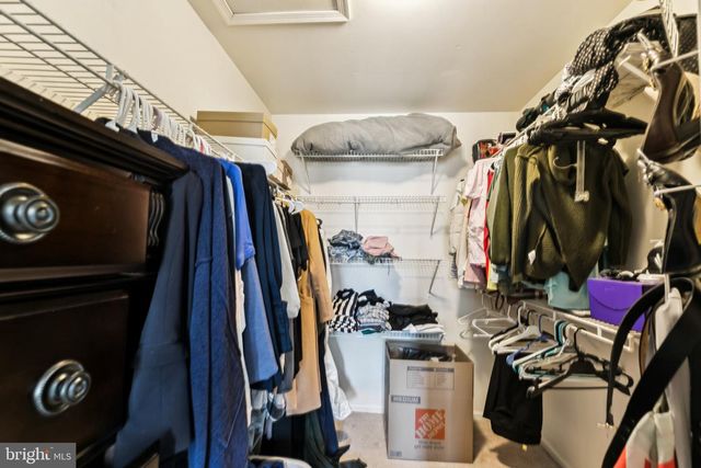 100 SIGNAL HILL, North Wales, PA 19454