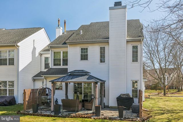 100 SIGNAL HILL, North Wales, PA 19454