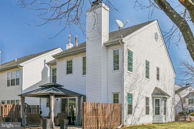 100 SIGNAL HILL, North Wales, PA 19454