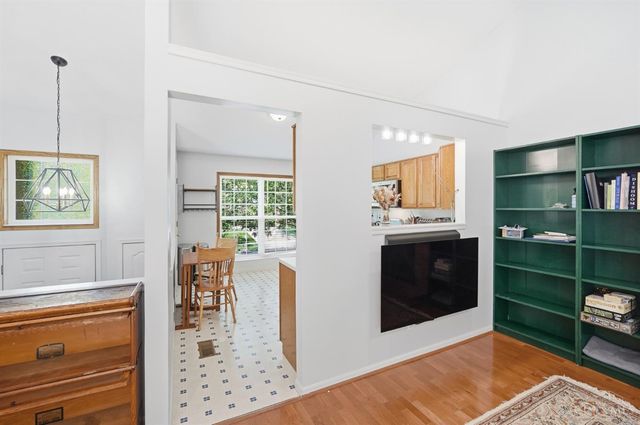 422 Wyndham Drive, Hamilton Twp, OH 45039